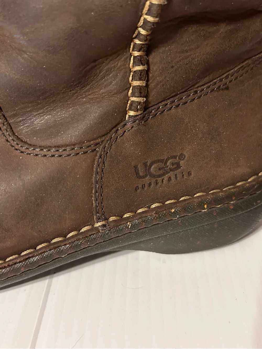 UGG SN 5139 brown leather shearling tall boots winter size 9